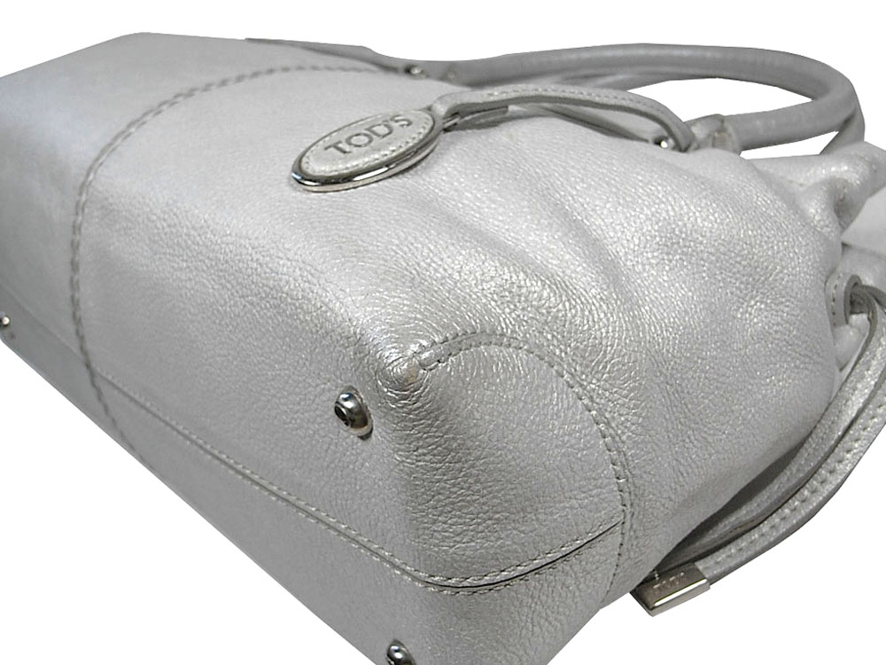 90% NEW ! Tod's Metallic Silver Restyled D-Bag Shopping Media / Document Bag-6222