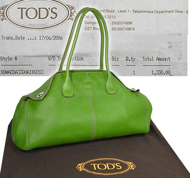 ALMOST NEW ! Tods Signauture 'Girelli' East/West Bag in Apple Green Calf Leather Small Shoulder Bag-0