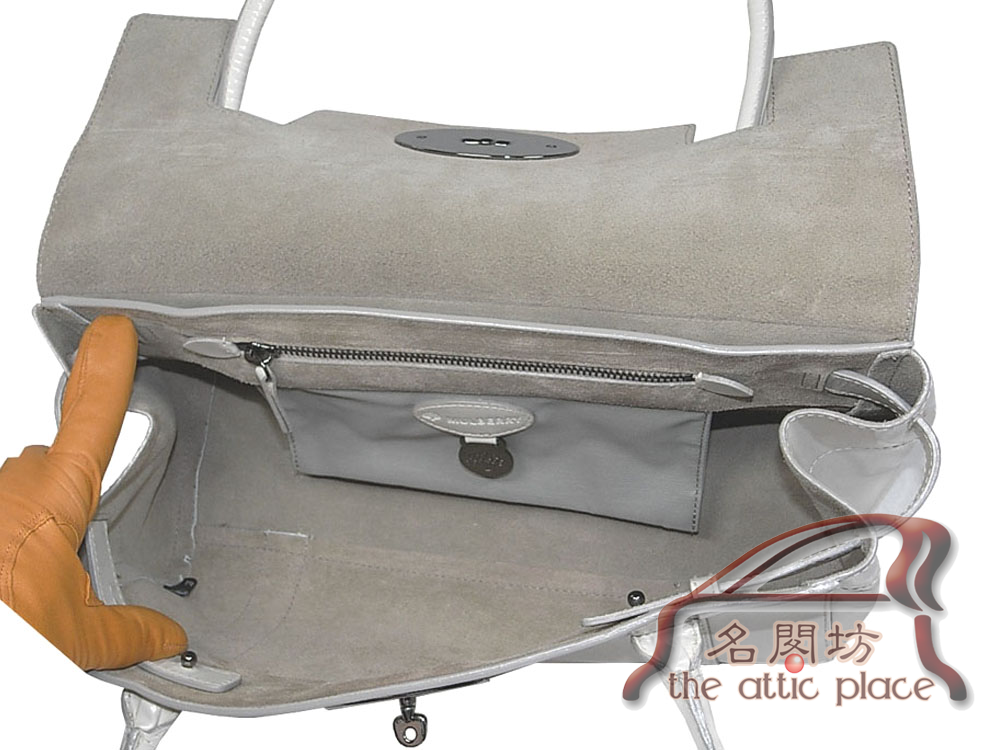 BRAND NEW ! Mulberry Light Beige East West Bayswater Patent Leather Shoulder Bag-3363