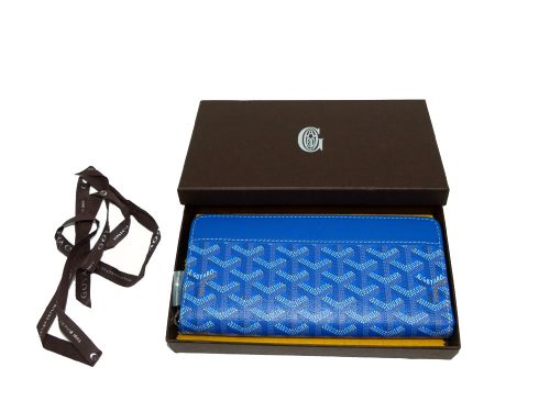 Goyard Blue Calf with Signature Logo Matignon APM Zip GM Passport / Long Wallet-0