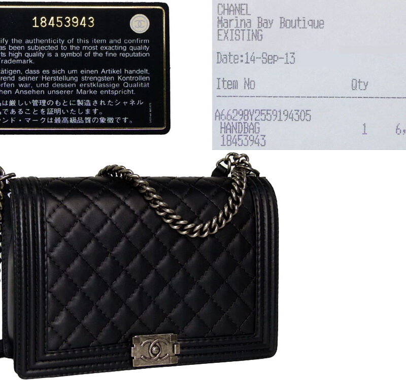 Chanel 18453943 Black Boy Chanel Large Mat Hardware-0