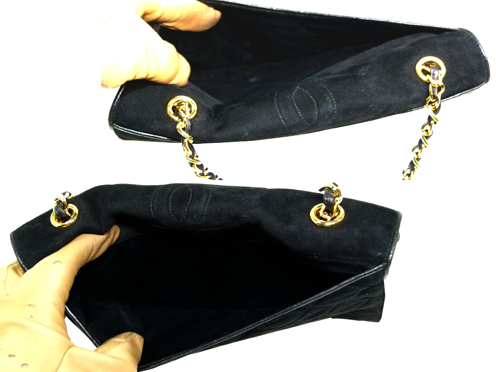Chanel Black Suede Quilted Vintage Flap Classic Bag / Clutch in Gold Hardware-27630