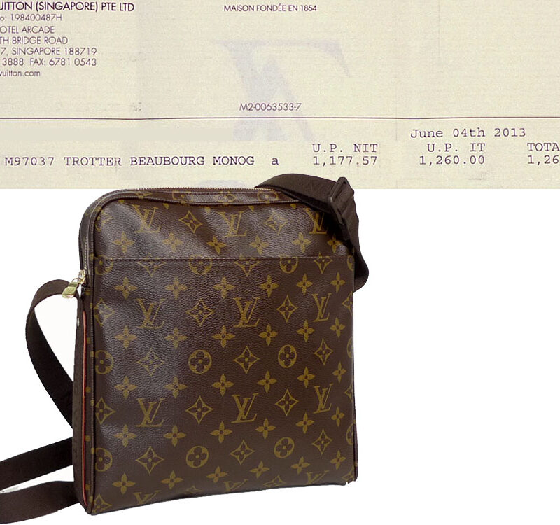 Louis Vuitton M97037 Trotteur Beaubourg Monogram Messenger-0