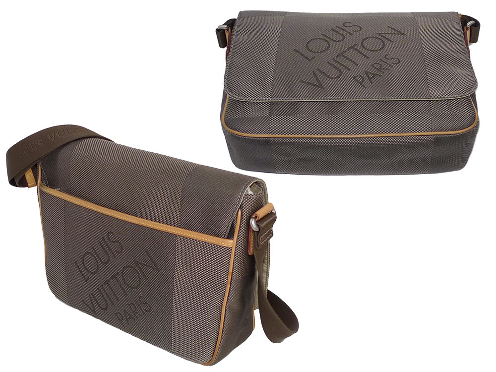 LV M93617 Damier Geant Petit Messenger Terre (VI 4111)-29962