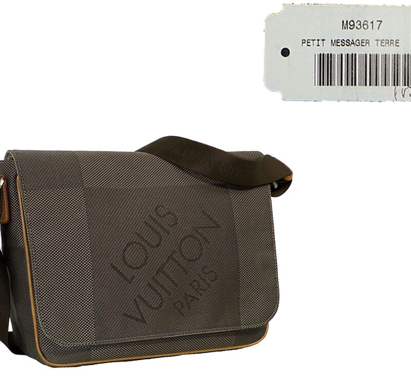 LV M93617 Damier Geant Petit Messenger Terre (VI 4111)-0