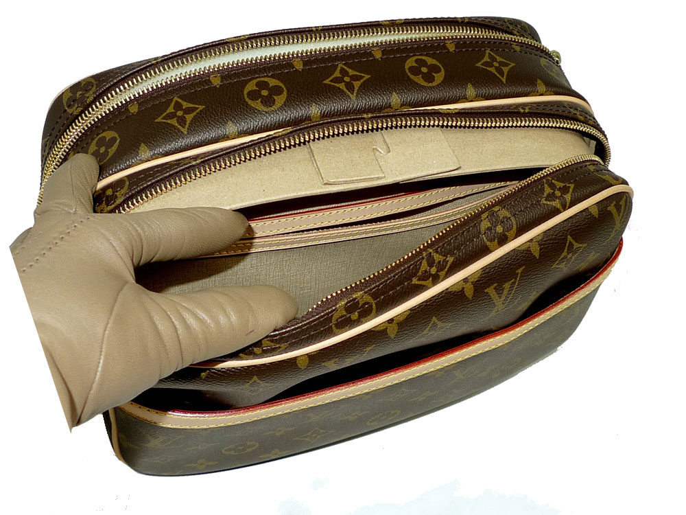Louis Vuitton M45254 Monogram Canvas Reporter PM -30121