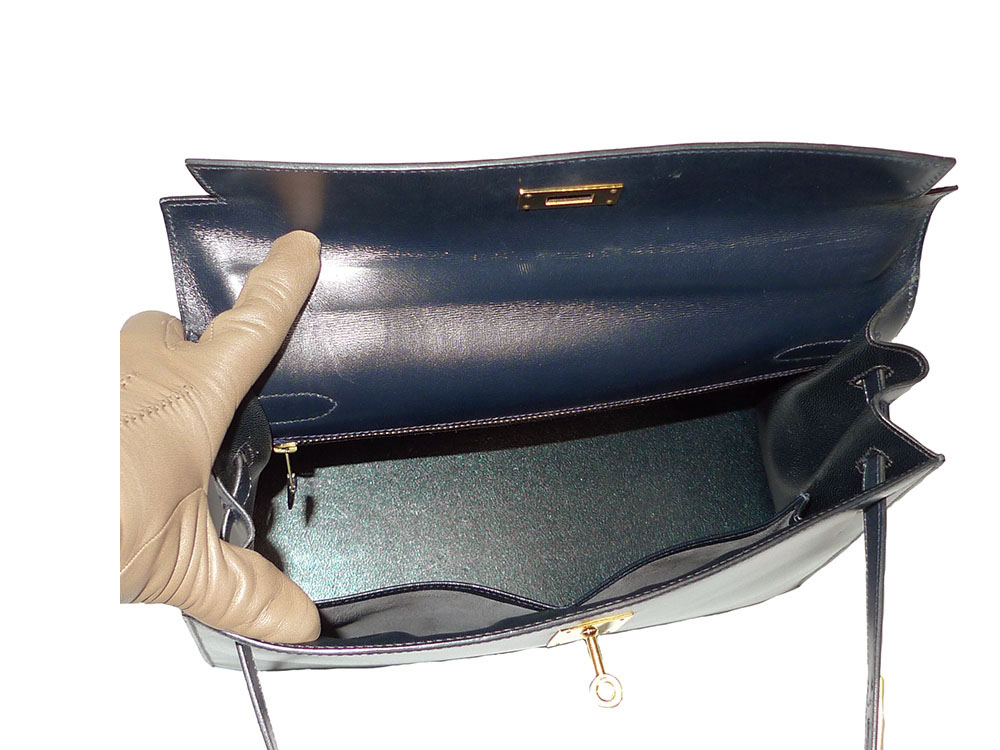 Hermes Vintage Kelly 32 R Stamp Indigo Blue Box Calf Leather in Gold Hardware-33582
