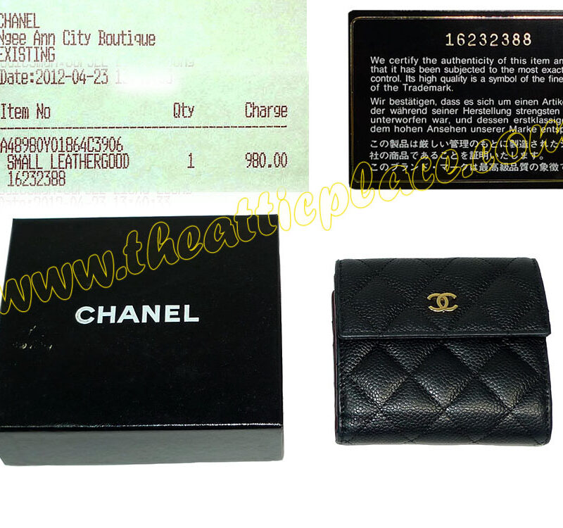 Chanel 16232388 Black Caviar Bi-fold Wallet Gold hardware-0