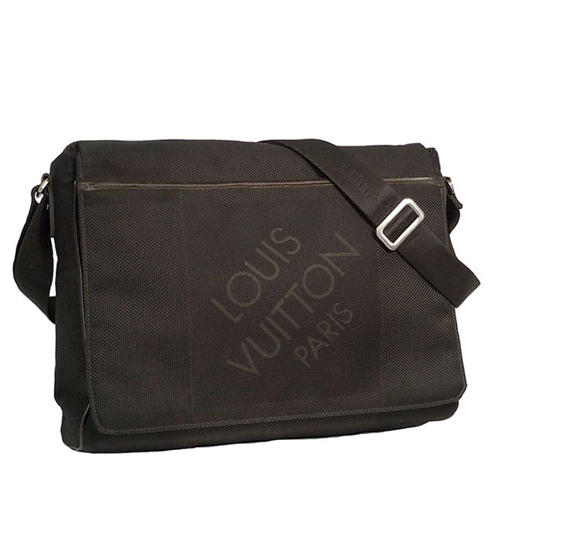 Louis Vuitton Damier Geant M93031 Sable Black Laptop/ Messenger Bag-0