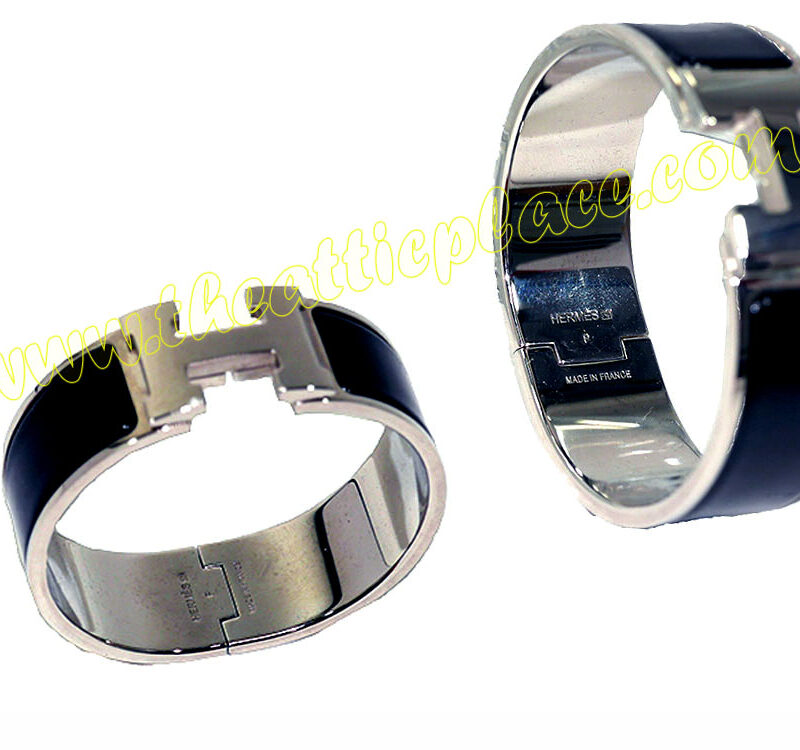 Hermes Clic Clac P Stamp Black Enamel PM Palladium Hardware-0