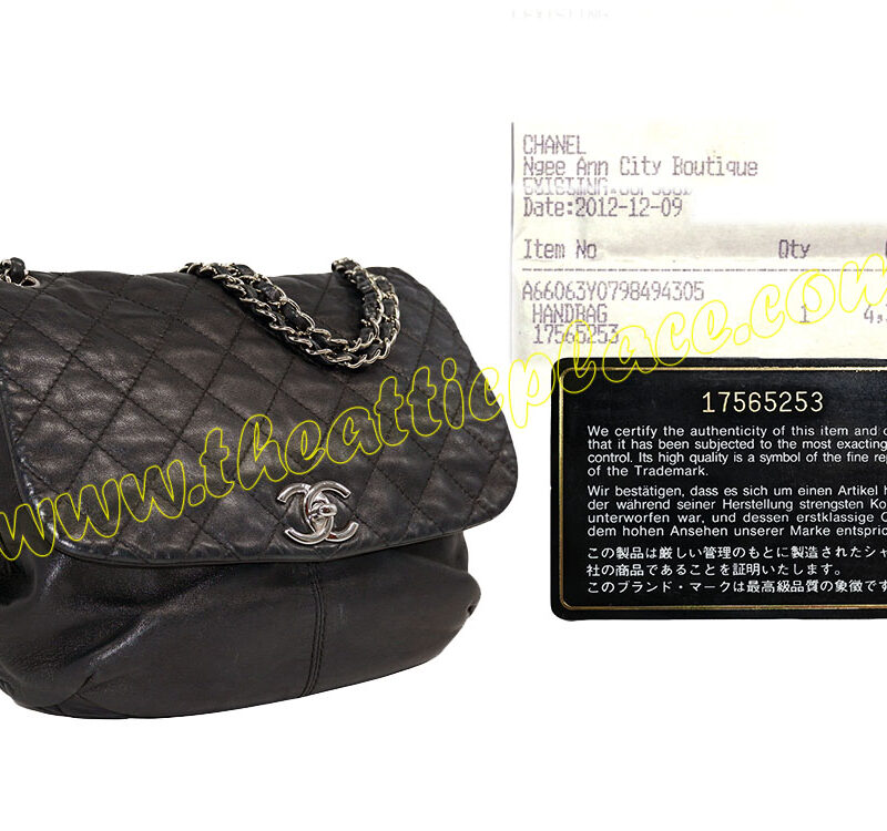 Chanel 17565253 Black Soft Distressed A66063Y Lambskin Classic Flap Shoulder/ Messenger Bag-0