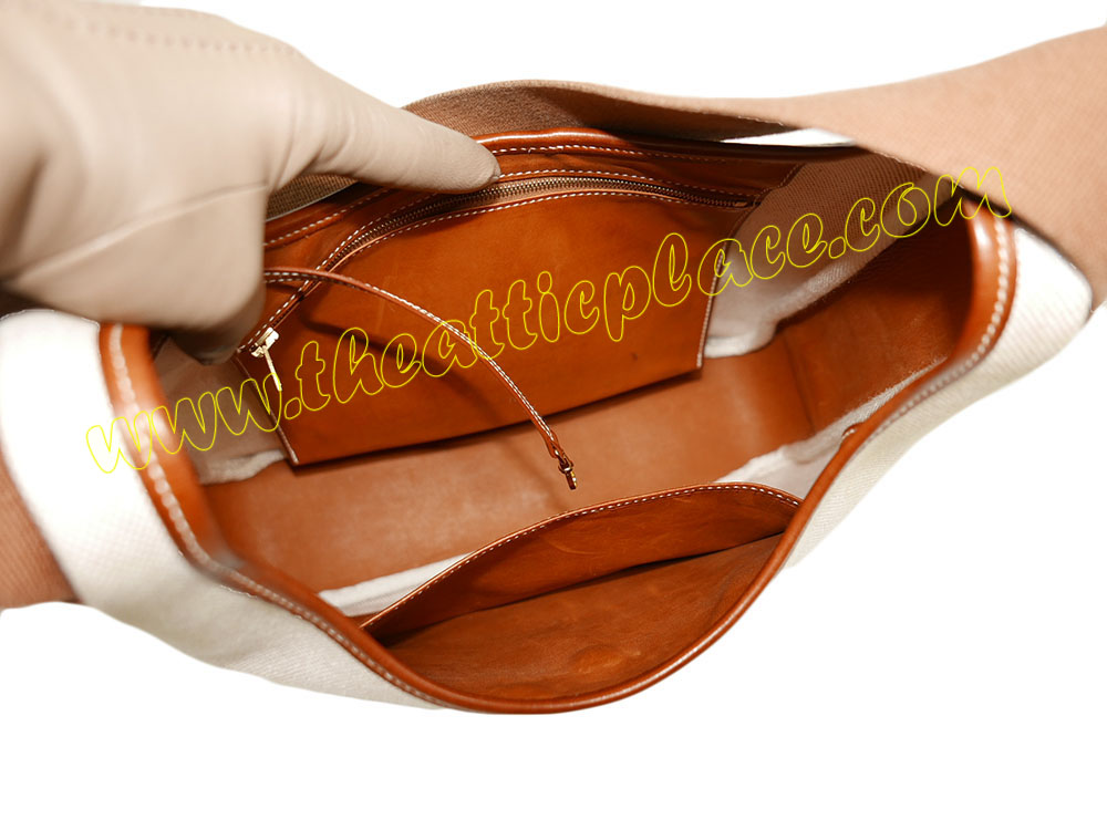 Hermes Vintage 30cm Tsaka Bag in Beige / Barenia Leather Gold Hardware Shoulder/ Messenger 2- way Bag-36854