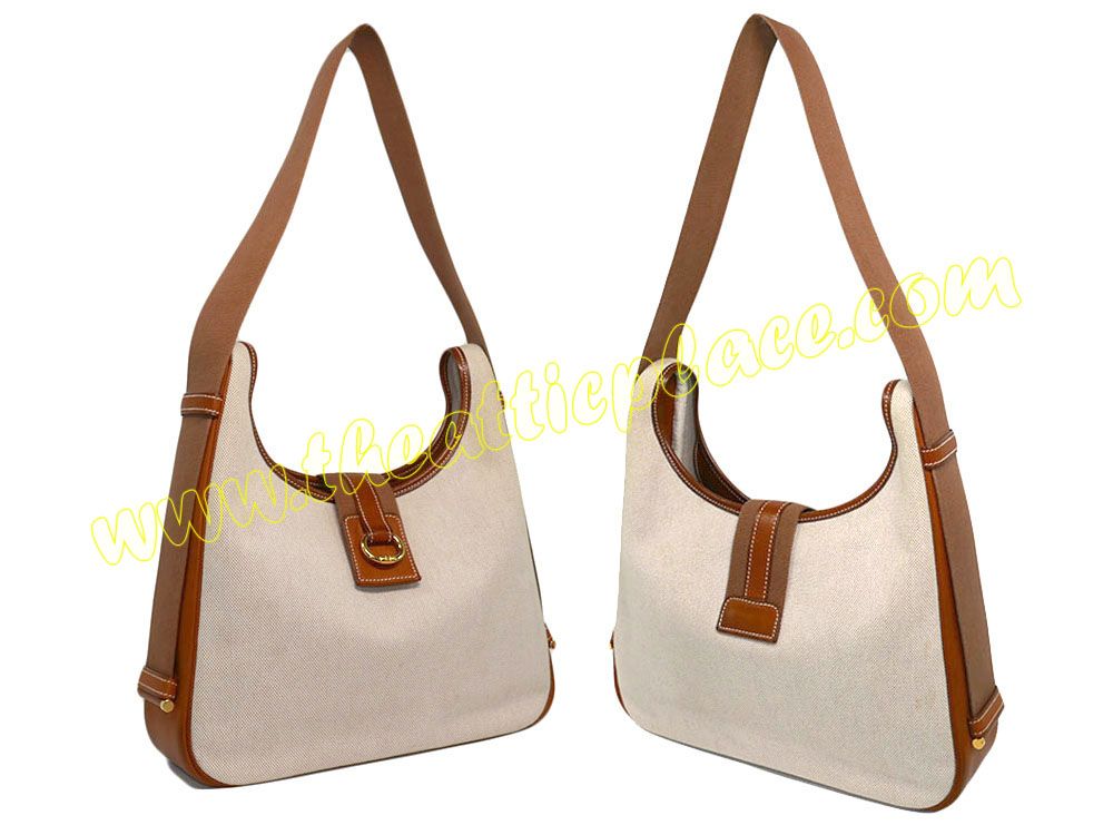 Hermes Vintage 30cm Tsaka Bag in Beige / Barenia Leather Gold Hardware Shoulder/ Messenger 2- way Bag-36856