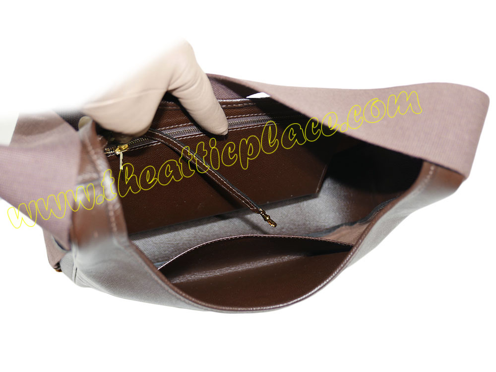 Hermes Vintage 30cm Tsaka Hobo Bag in Ebene Ardenne Leather Gold Hardware Shoulder/ Messenger 2- way Bag-36845