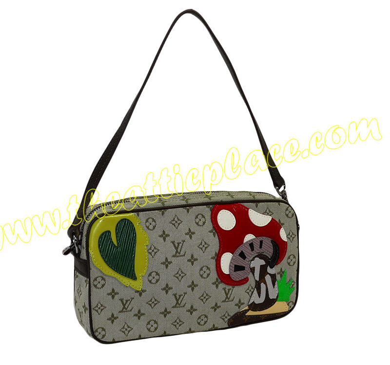 Louis Vuitton M92274 Mini Monogram Khaki Conte de Fees Pochette (AS0052)-0