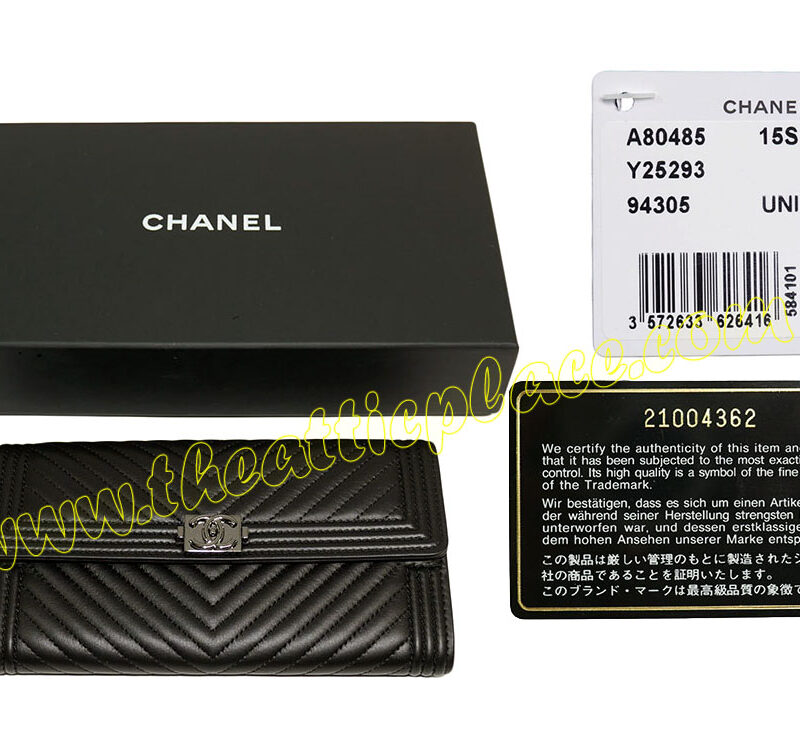 Chanel boy 21004362 Black Lambskin with Herringbone Quilting Flap Long Wallet-0