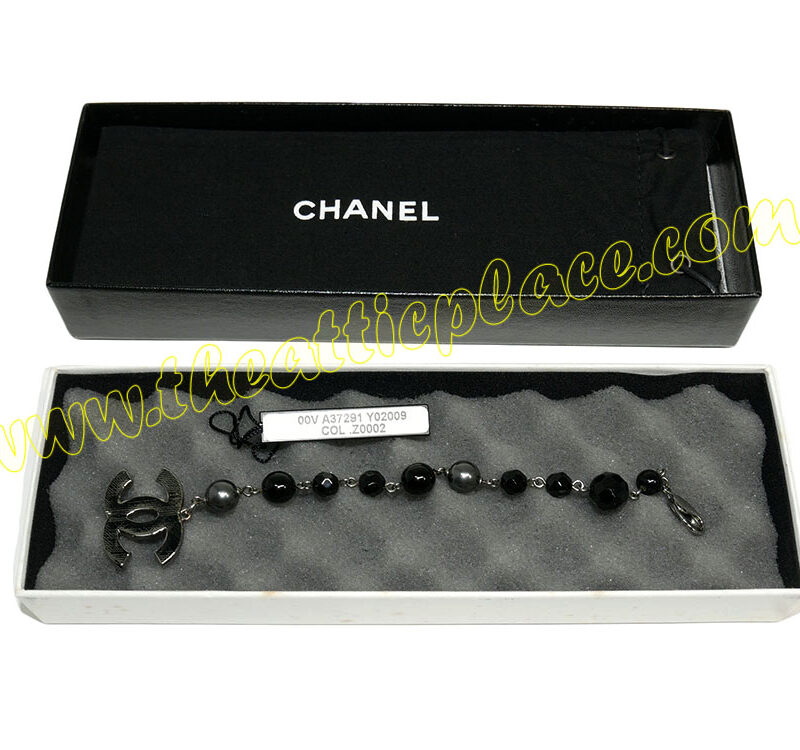 Chanel 00V A37291 Black Stone Bracelet RHW Accessories-0