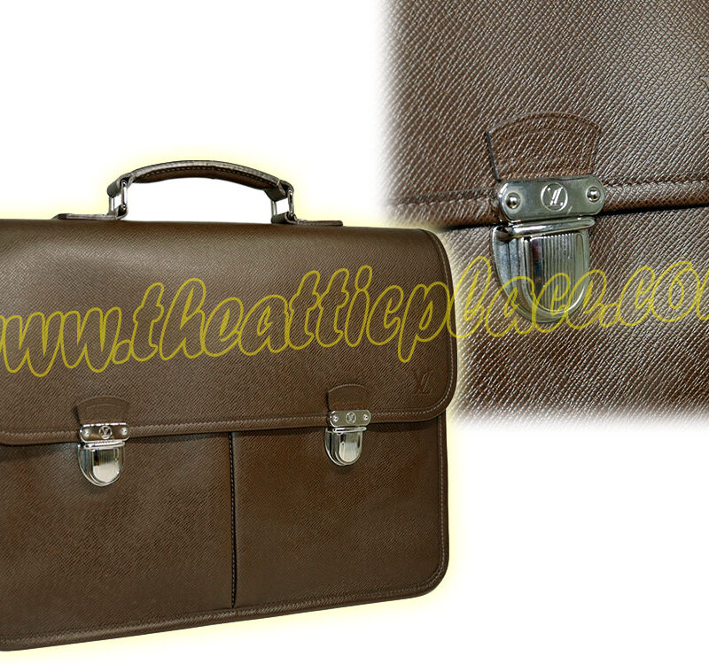 Louis Vuitton M32618 Grizzli Taiga Brown Anton 2 Pockets Laptop Bag-0