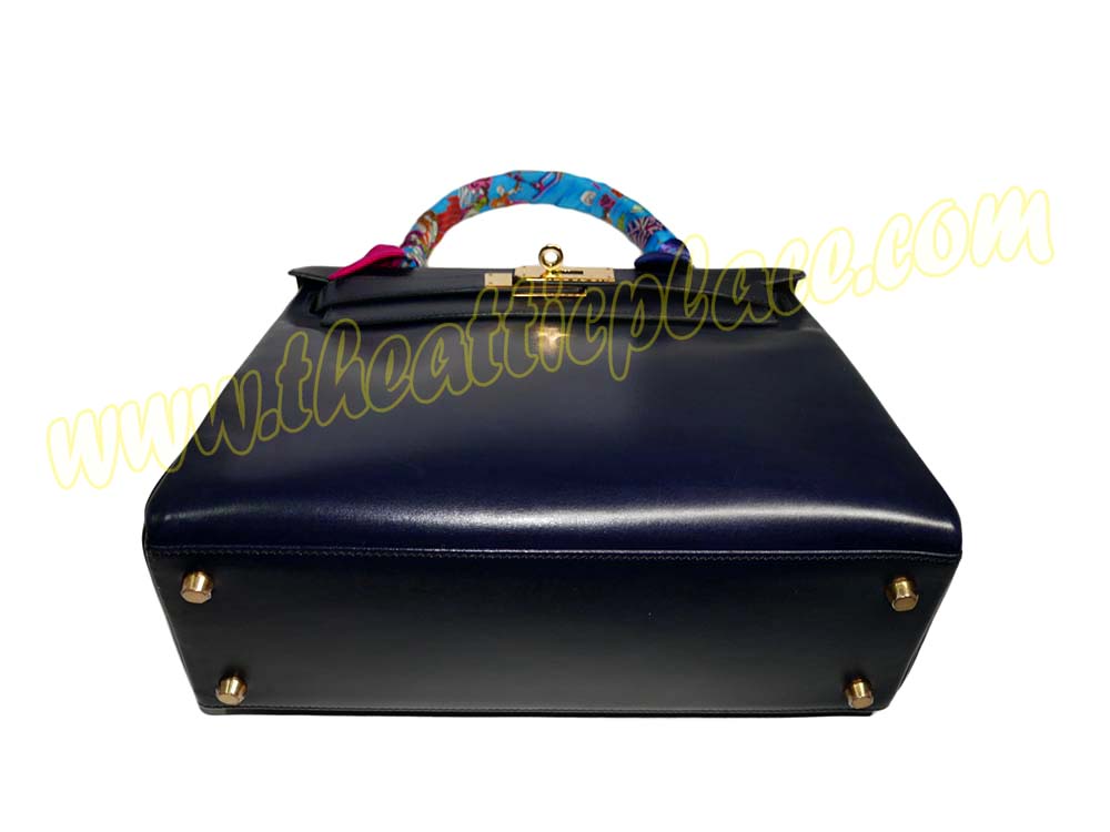 Hermes Kelly 28 Vintage Box Leather Stamp B Blue Indigo Gold Hardware w Strap-39409