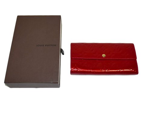 Louis Vuitton M93530 Monogram Vernis Pomme d'Amour (Cherry Red) Sarah Wallet-0
