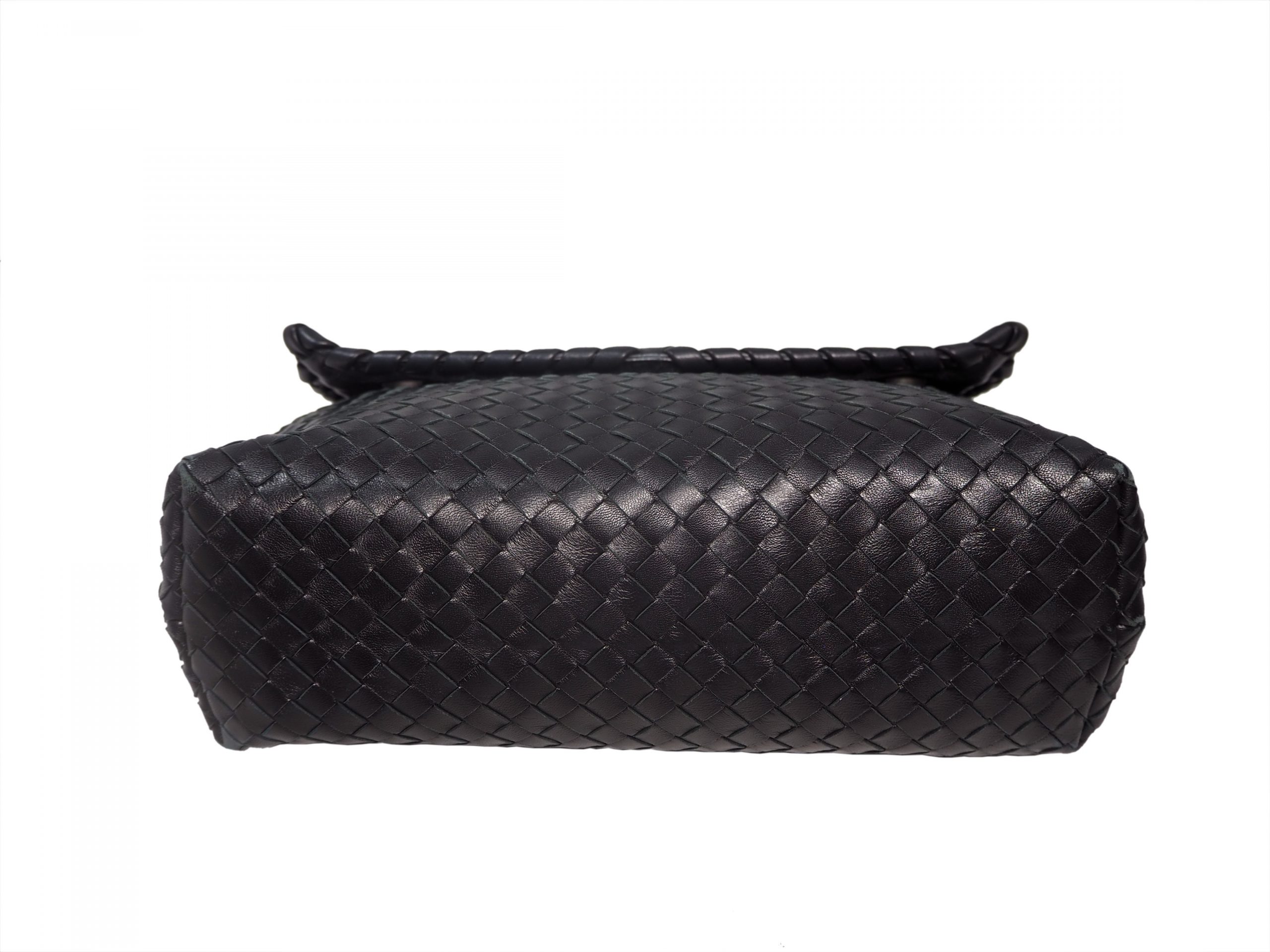 Bottega Veneta Black Woven Flip-over Flap With Magnetic Snap Shoulder Bag-35594