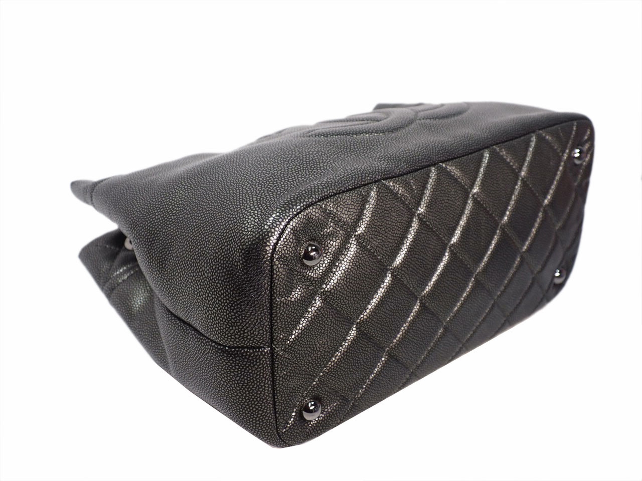 Chanel 14983305 Silver Grey Quilted Caviar Leather Timeless CC Soft Shopping Tote Bag-39477