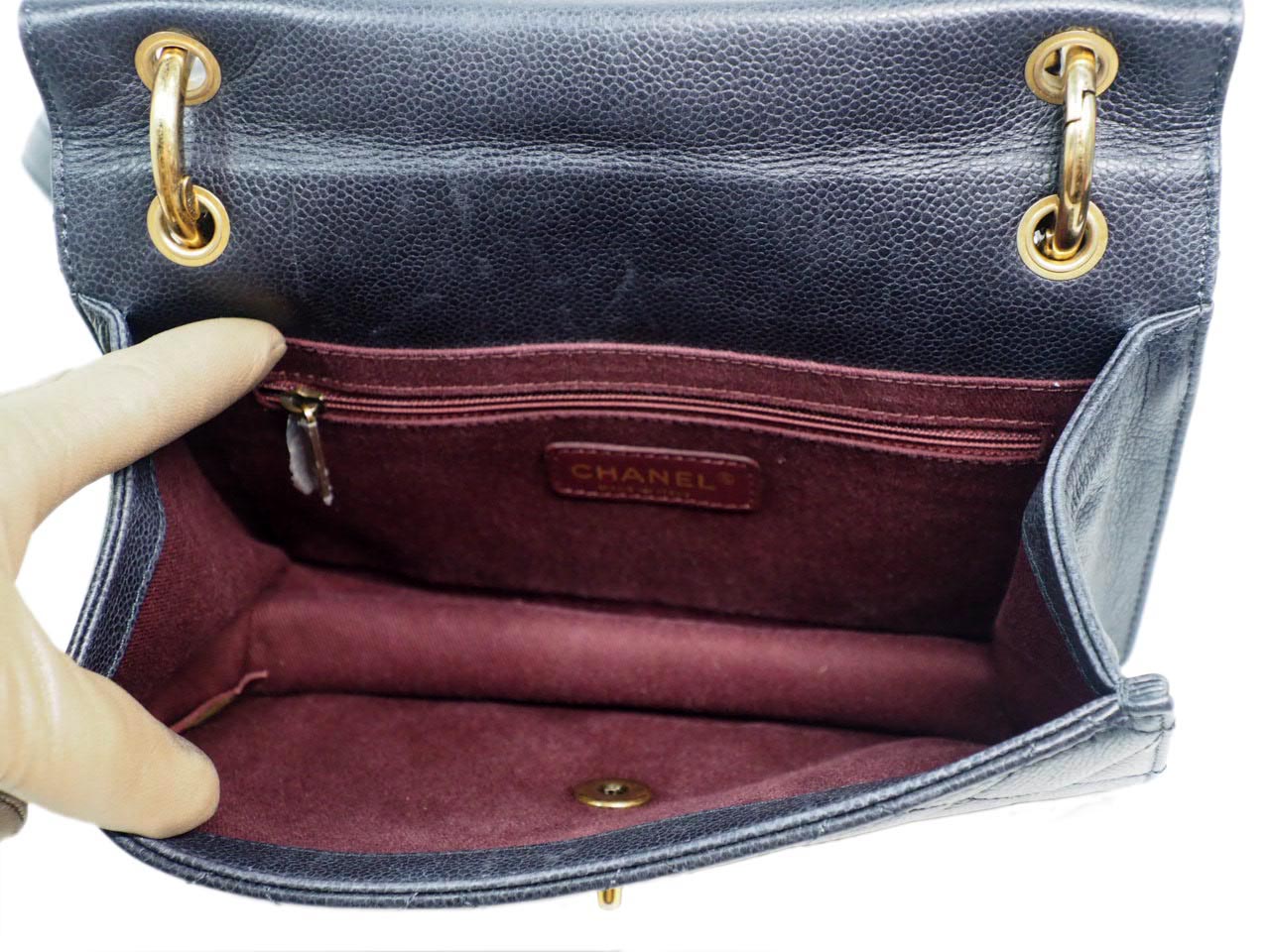 Season Collection ! Chanel 18685887 Dark Grey Caviar Chunky Chain Flap Bag in Brass Gold Hardware - Image 10
