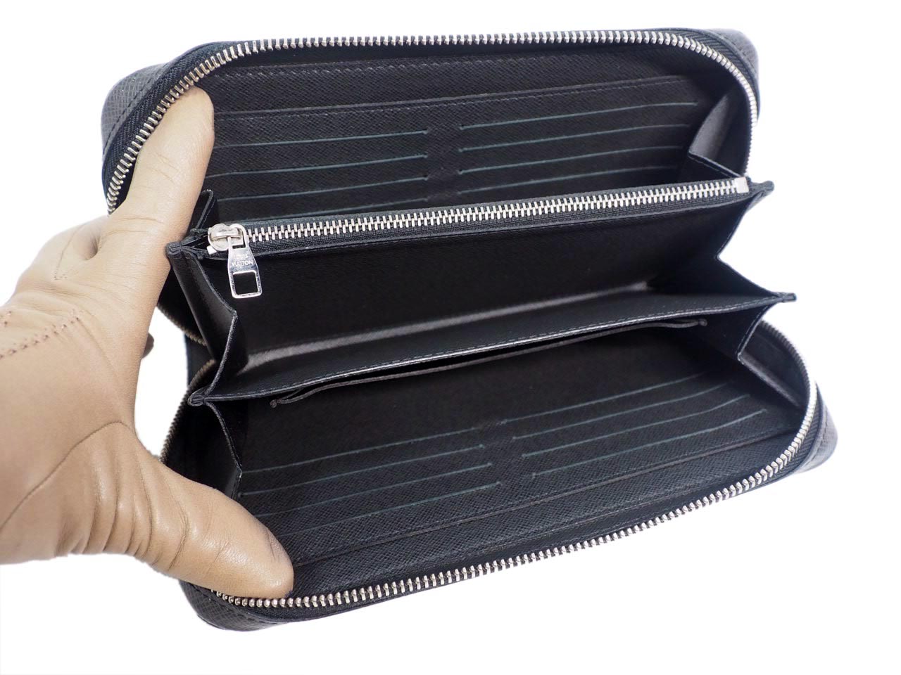 Louis Vuitton M42097 Taiga Ardoise Travel Zippy XL Wallet Organizer(CA0127) - Image 5