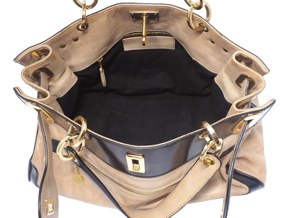 Balenciaga 218800 Beige Age Leather / Black Patent Frame Gold Hardware Lune Tote Handbag - Image 12