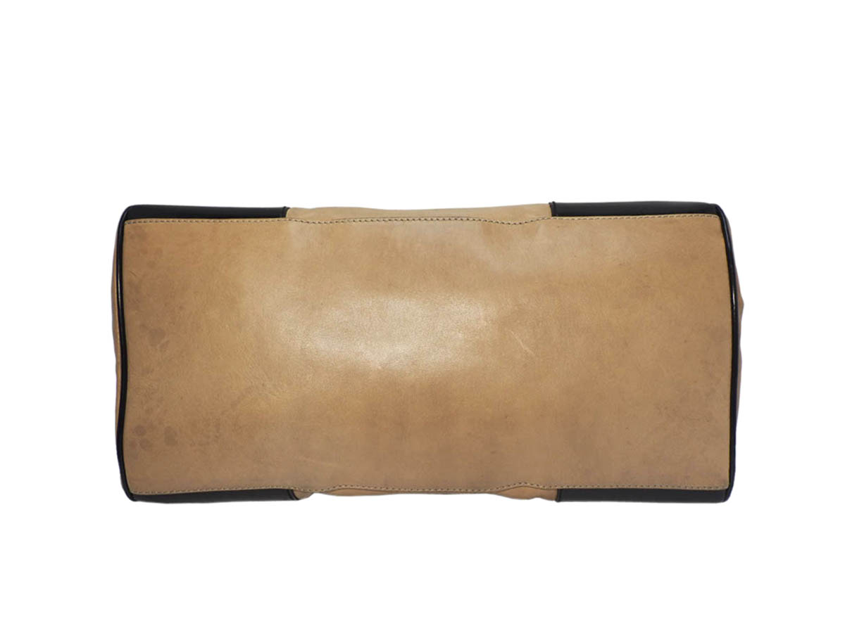 Balenciaga 218800 Beige Age Leather / Black Patent Frame Gold Hardware Lune Tote Handbag - Image 5