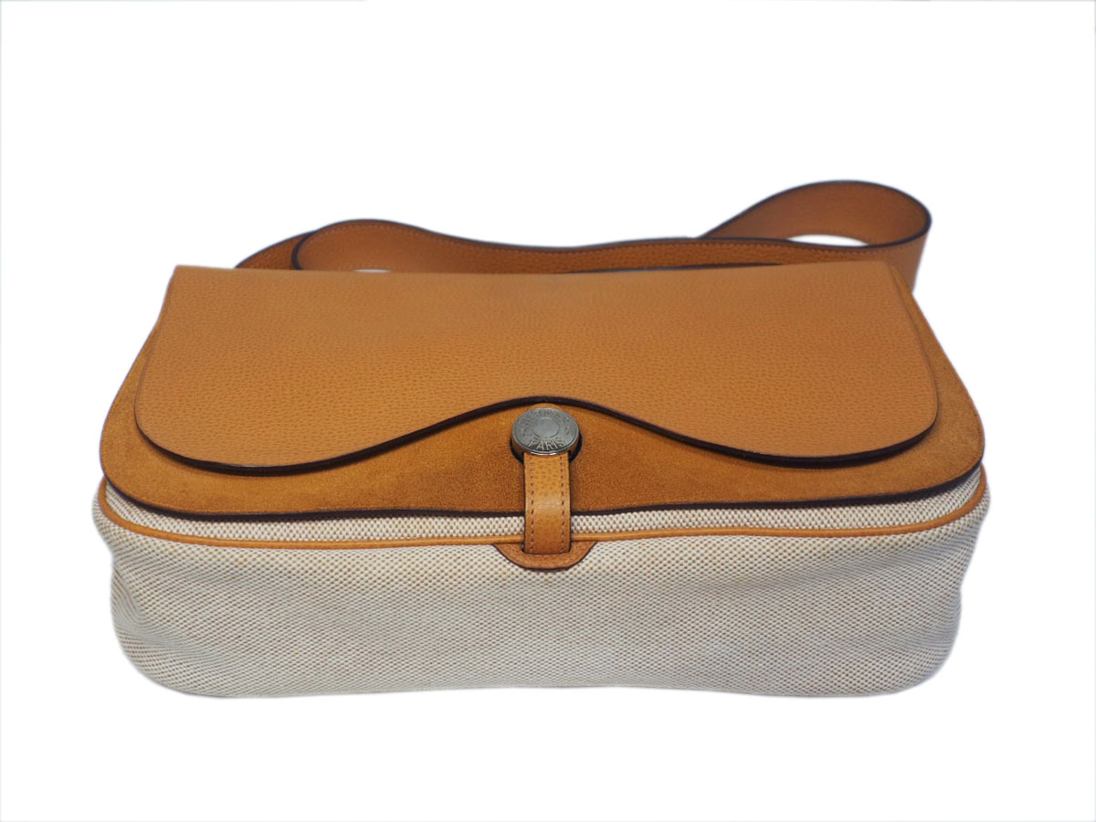 Hermes Toile Beige/ Gold Leather Colorado MM 'I' Stamp 3-way bag - Image 5