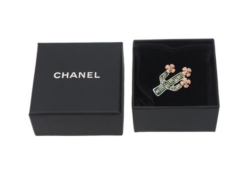 Chanel B17 Collection ! Camellia Flower Brooch/ Collar Pin