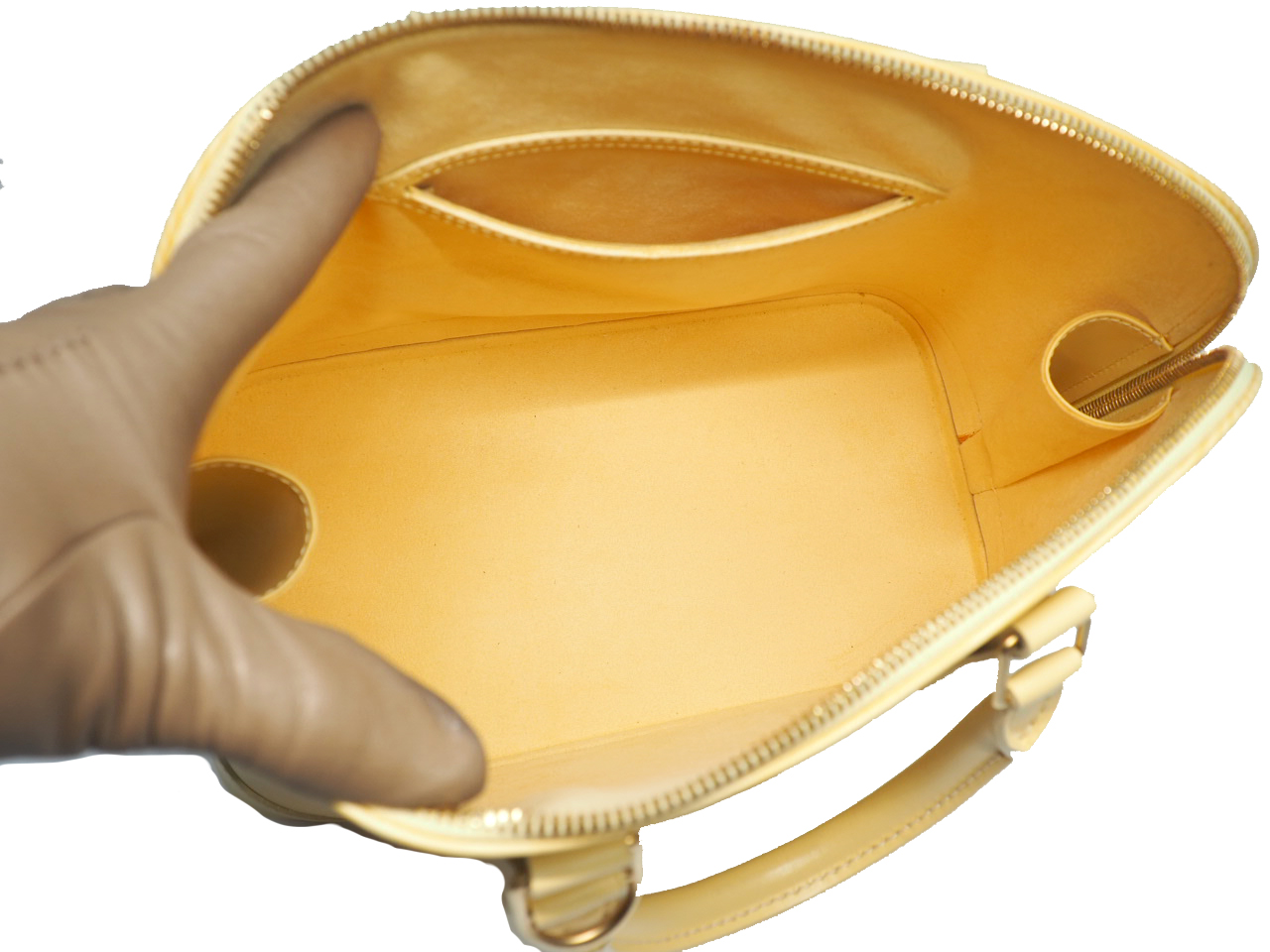 Louis Vuitton M5280J Ivory/ Vanilla Epi Leather Alma PM Tote Bag ( AR1010) - Image 9