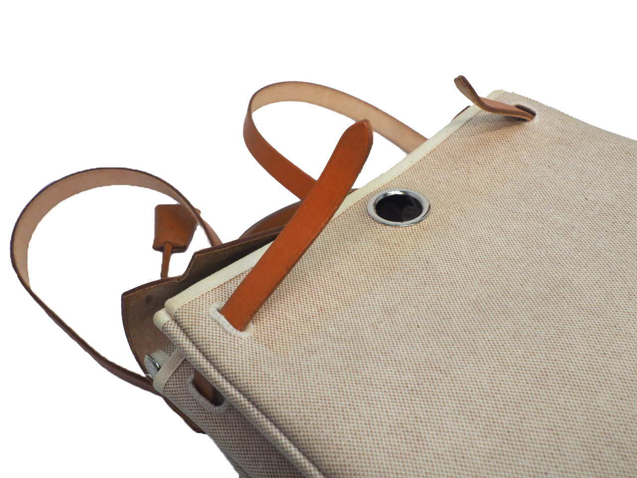 Hermes Herbag 31 Beige/ Natural Calf B Stamp 3-in-1 Sand Canvas Backpack/ Tote/ Shoulder Bag with Palladium Hardware - Image 7