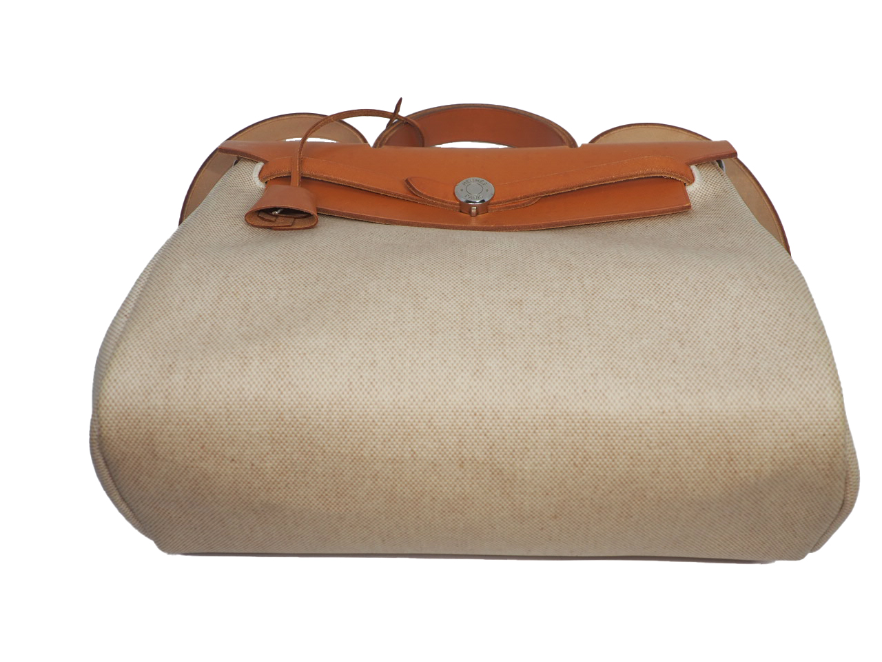 Hermes Herbag 31 Beige/ Natural Calf B Stamp 3-in-1 Sand Canvas Backpack/ Tote/ Shoulder Bag with Palladium Hardware - Image 6
