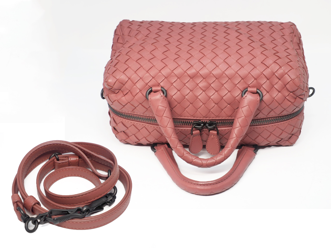 Bottega Veneta 428051 Antique Rose/ Pink Convertible 2-Way Intrecciato Mini Boston Bag with Strap - Image 5