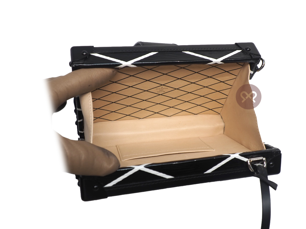 Limited Edition ! Louis Vuitton M42366 Gold/Silver Petite-Malle Epi Leather Black Malletage Clutch/ Crossbody (PL4134) - Image 7