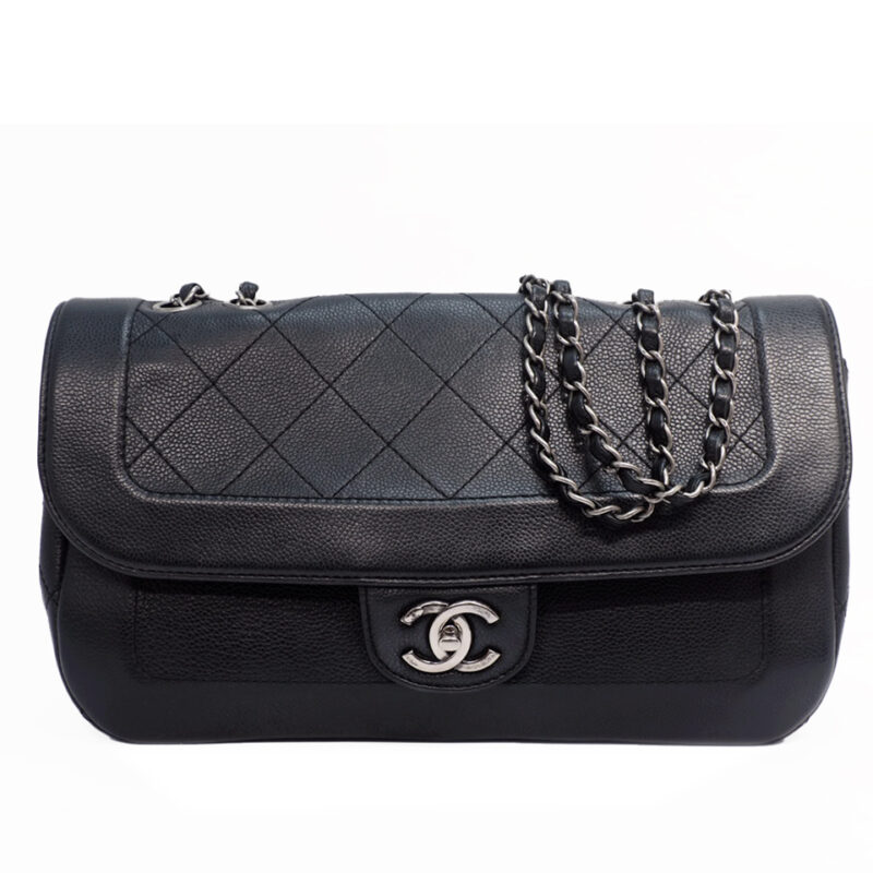 CHANEL 20107052 Black Caviar 33cm Matelasse Chain Flap Ruthenium Hardware Shoulder bag