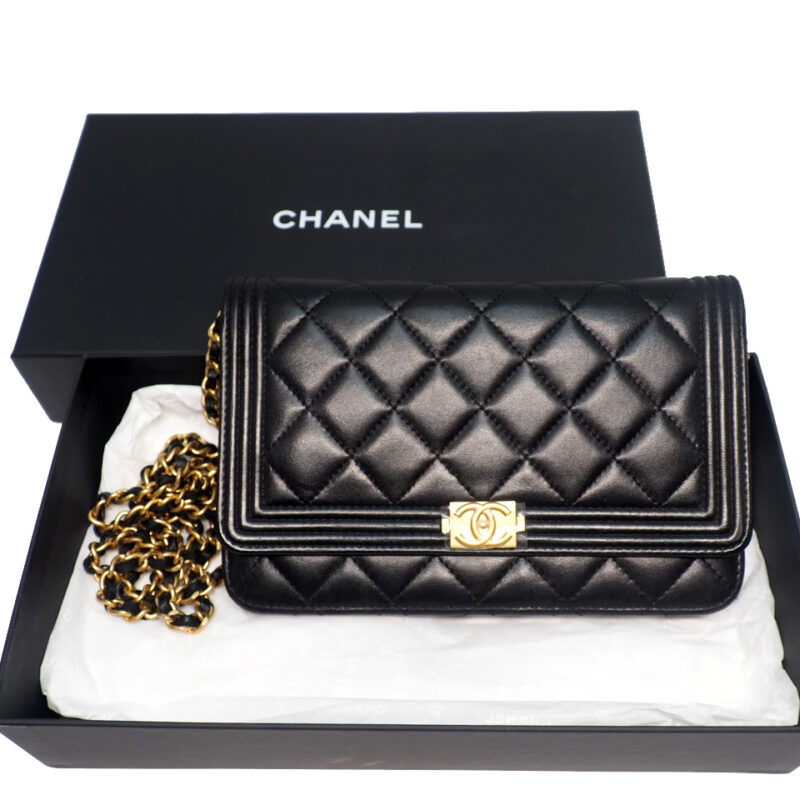 CHANEL 22371635 Black Lambskin 19cm Boy Chain Wallet A80287Y Shoulder/ Crossbody bag