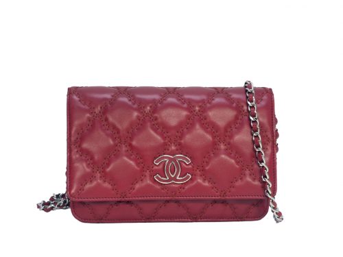 Chanel 17767733 Red Lambskin 19cm Ultra Stitch Chain Wallet/ Clutch/ Shoulder/ Crossbody bag