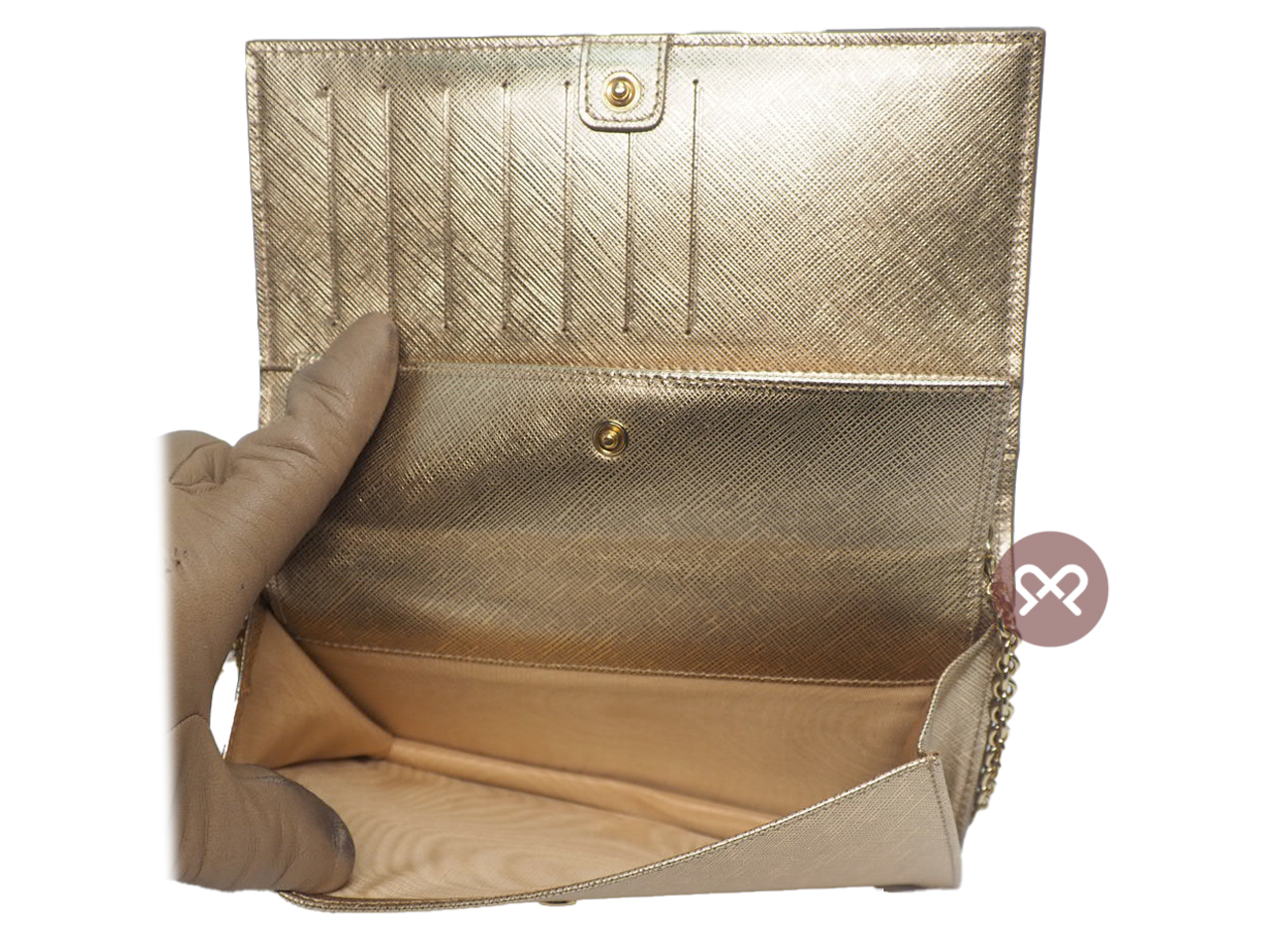 Ferragamo Mat Silver/ Champion Gold Metallic Leather 3-Way Wallet On Chain Gold Hardware - Image 10