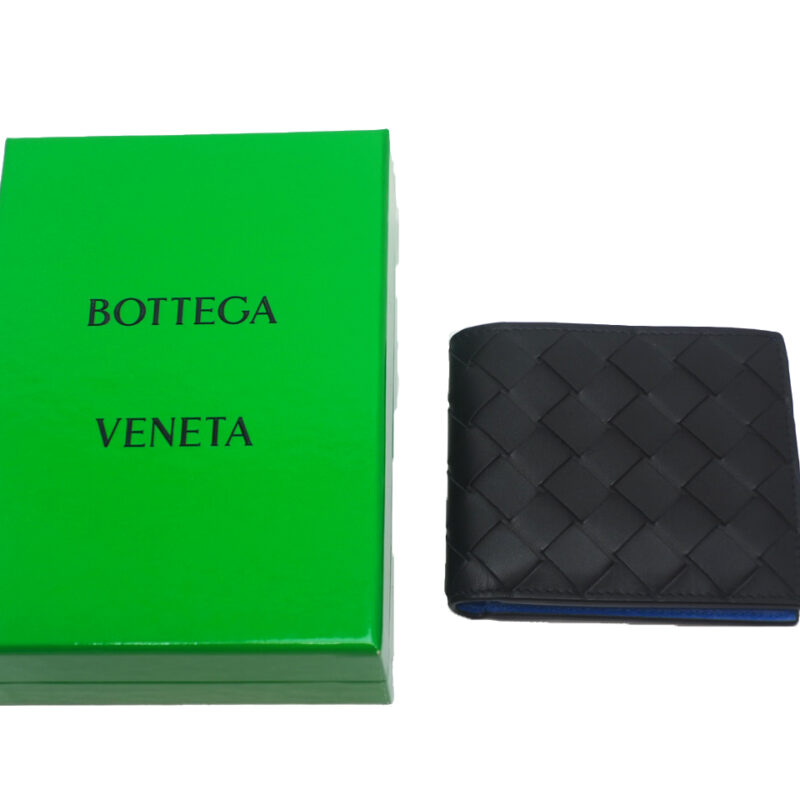 Bottega Veneta Black/ Electric Blue Maxi Intrecciato Leather 8 Cards Men Wallet
