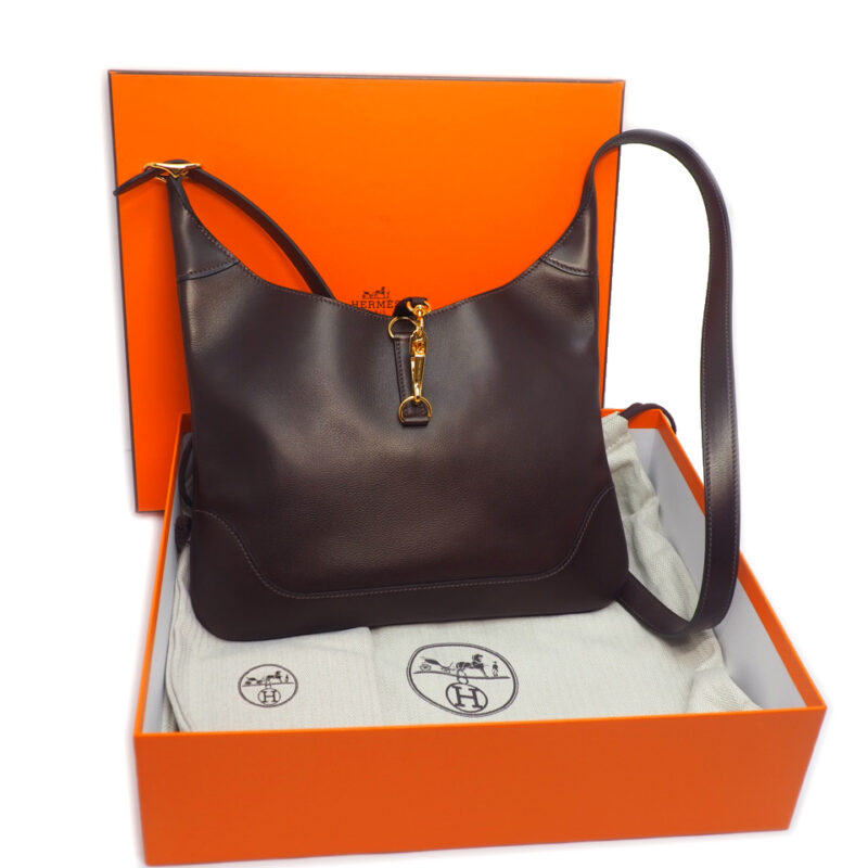Brand new ! HERMES Trim 31cm Ebene Swift Leather Y Stamp Gold Hardware Hobo Crossbody Bag