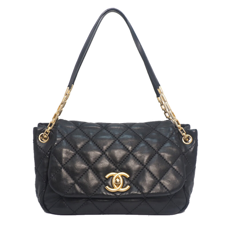 Chanel 14446101 Black Distressed 30cm Calf Accordion Flap Mat Gold Hardware