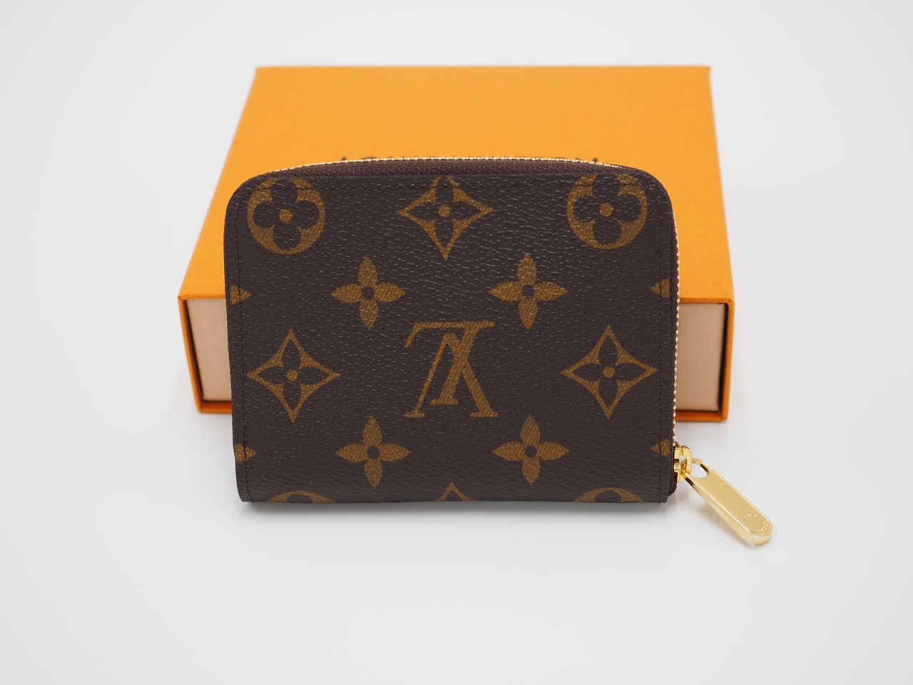 Louis Vuitton Monogram Jaune Christmas Animation 2022 Zippy Coin Purse- New York - Image 3