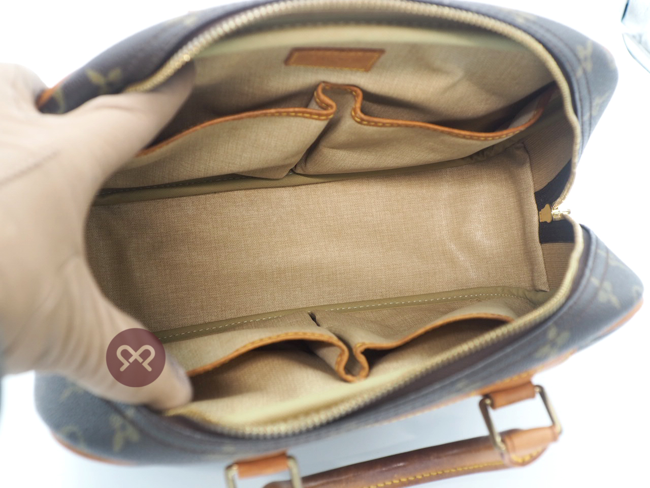 Louis Vuitton M42228 Monogram Canvas Trouville Beauty Case (BA0035) - Image 9