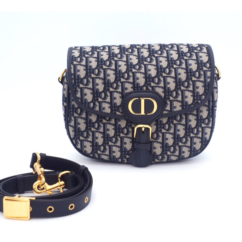 Dior M9319UTZQ 'CD' Buckle Medium Dior Bobby Bag