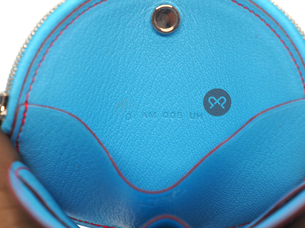 Hermes Blue Céleste / Rouge De Cœur Mysore Leather In-the-Loop Mini Card Holder/ Coin Purse - Image 3