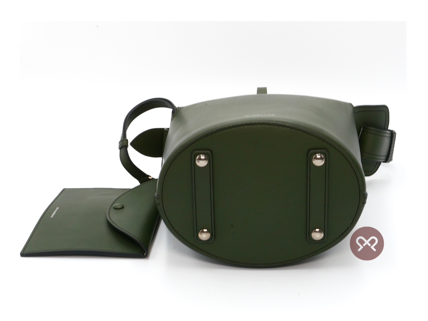 Burberry Green Leather Medium Leather Bucket with Pouch Shoulder Bag - Image 4
