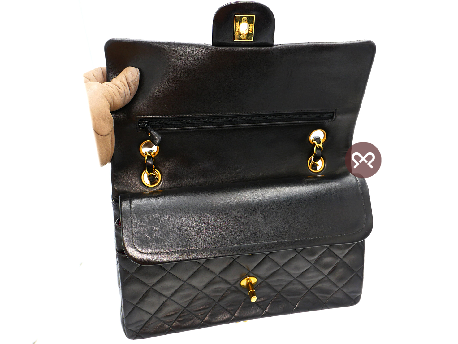 CHANEL 3401296 Vintage Black Lambskin 25cm Medium Classic Flap Bag in Gold Hardware - Image 15